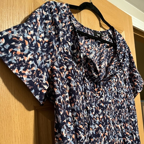 Multi colored short sleeve a.n.a top - Picture 3 of 9